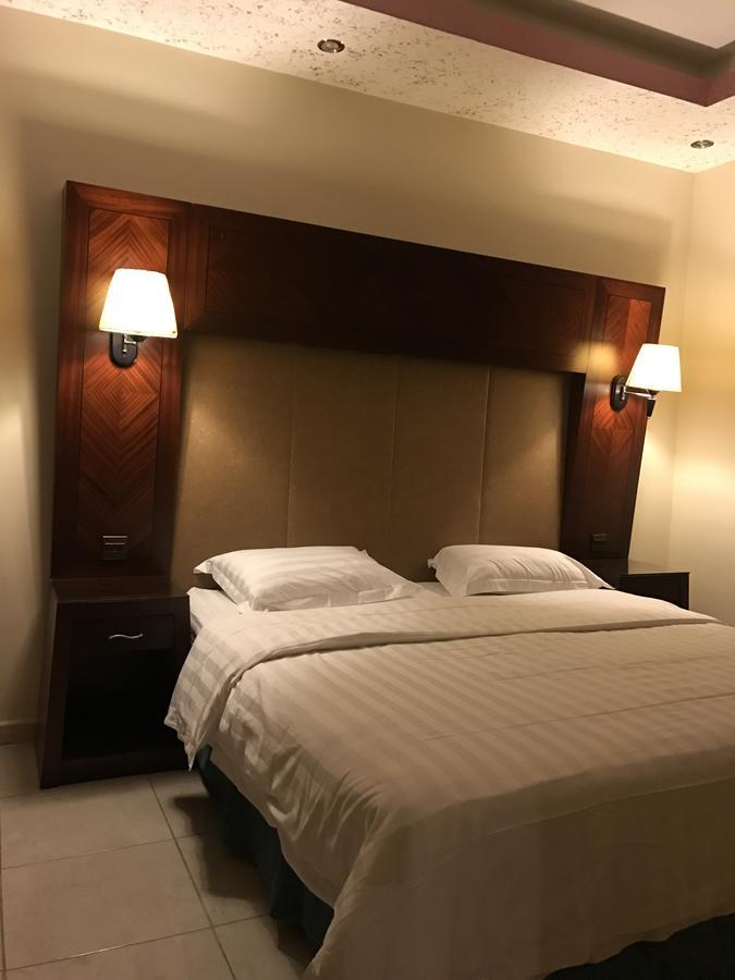 Ayoon Almmlaka Hotel Suites 3*